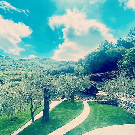 Casa Vacanze Gli Ulivi Borgomaro Exteriör bild