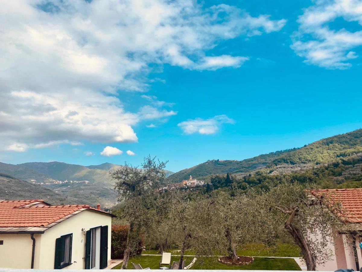 Casa Vacanze Gli Ulivi Borgomaro Exteriör bild