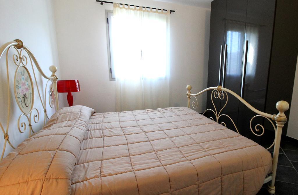 Casa Vacanze Gli Ulivi Borgomaro Exteriör bild