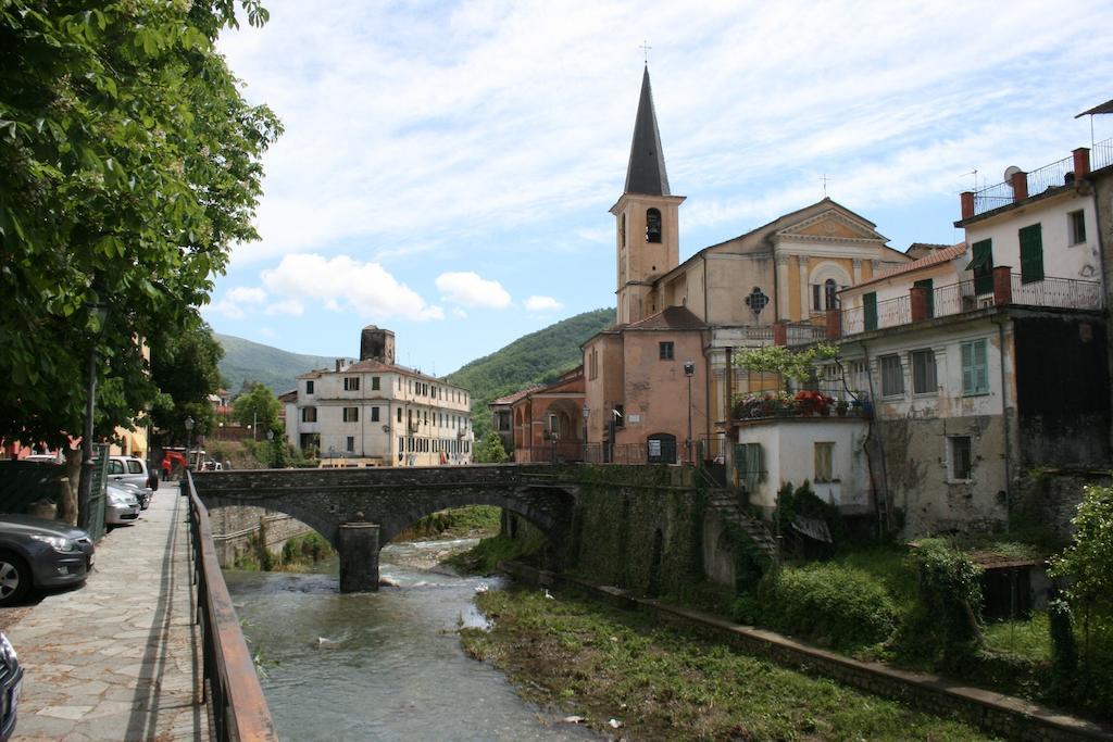 Casa Vacanze Gli Ulivi Villa Borgomaro Rum bild